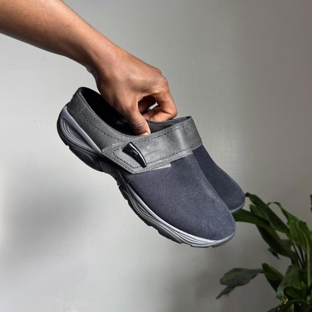 Vintage Easy Spirit Navy Clogs / Mules - Grey & Navy size 9